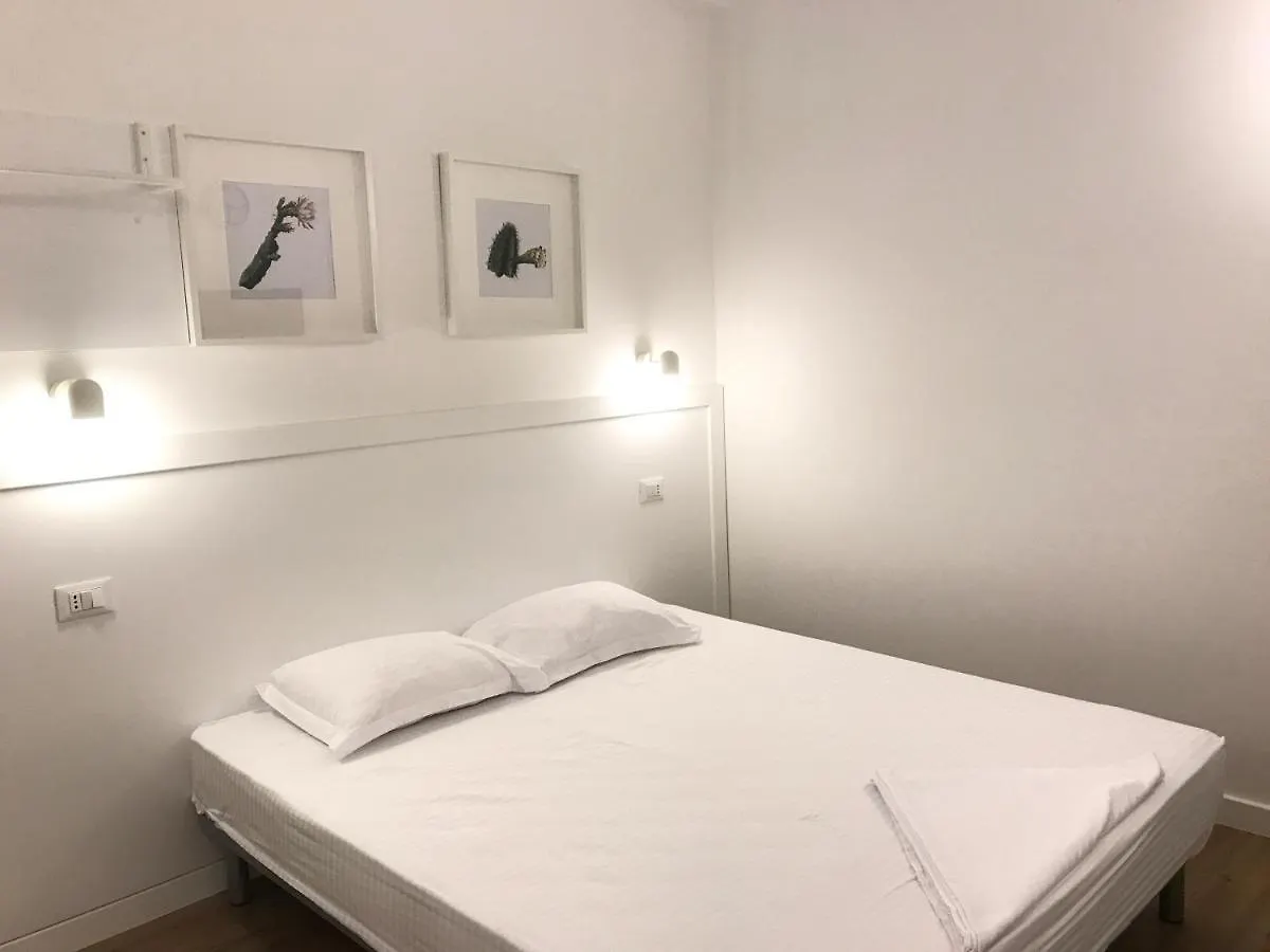 Aleksi Rooms Shëngjin Hotel