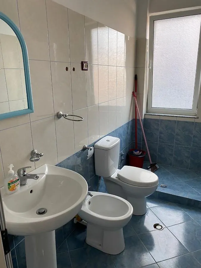 Aleksi Rooms Shëngjin Hotel